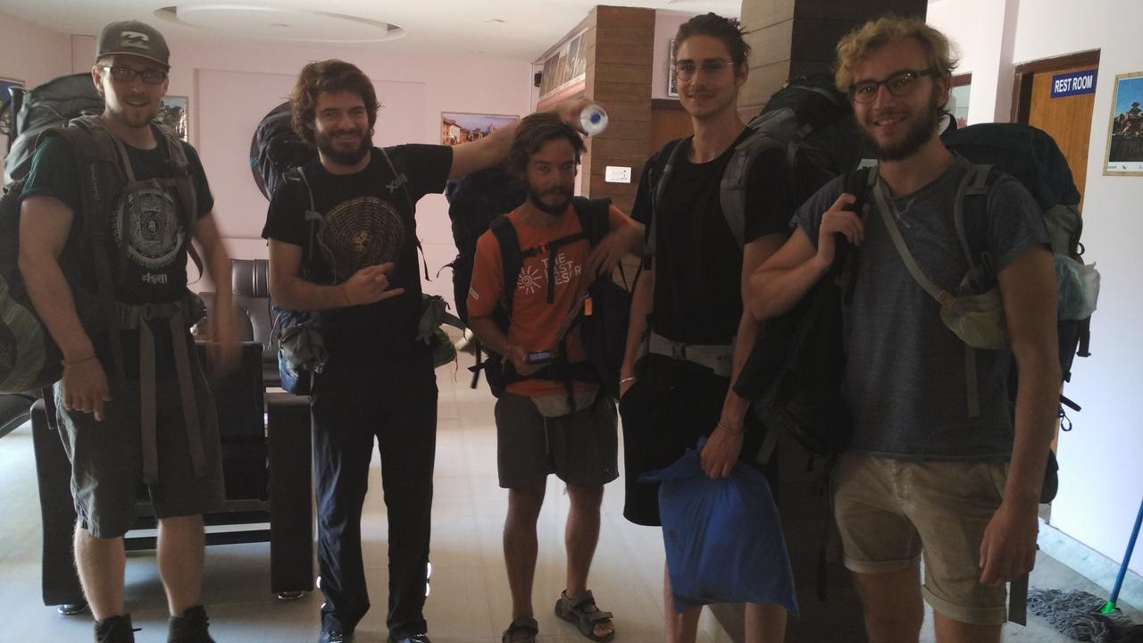 הוסטל Famous House קטמנדו מראה חיצוני תמונה