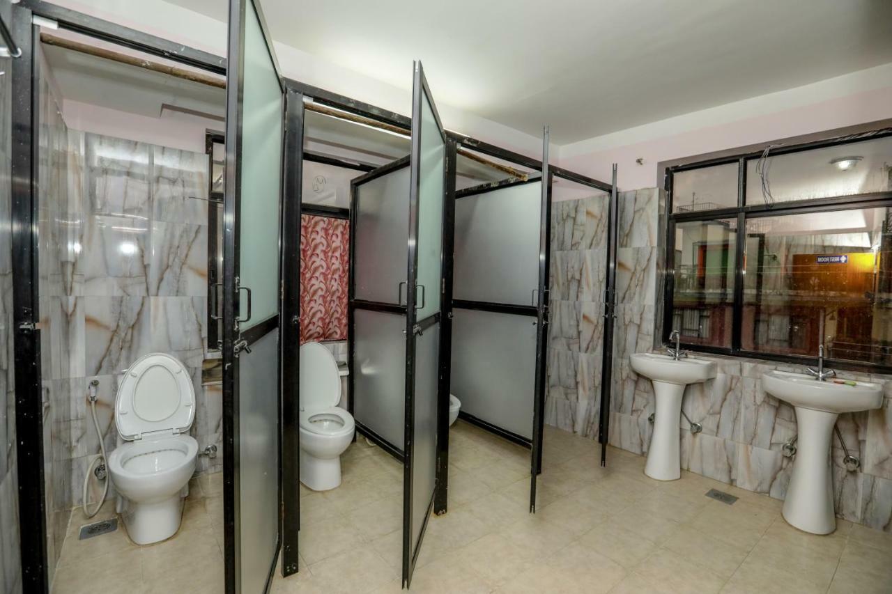 הוסטל Famous House קטמנדו מראה חיצוני תמונה